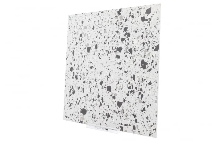 Glänzender Silber Terrazzo Ganzkörper