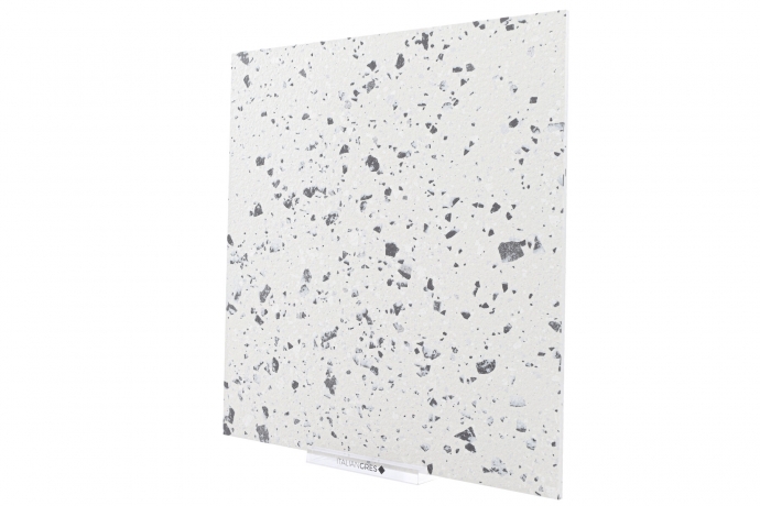 Terrazzo Bianco Outdoor Full-Body