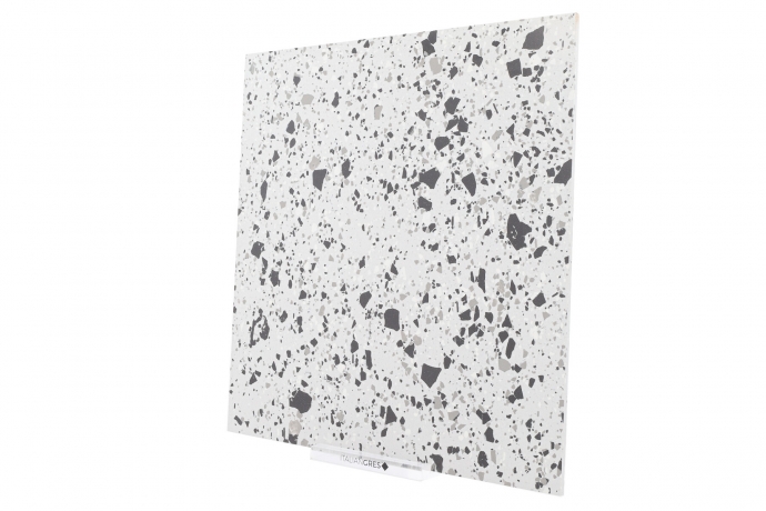 Glänzender Silber Terrazzo Ganzkörper