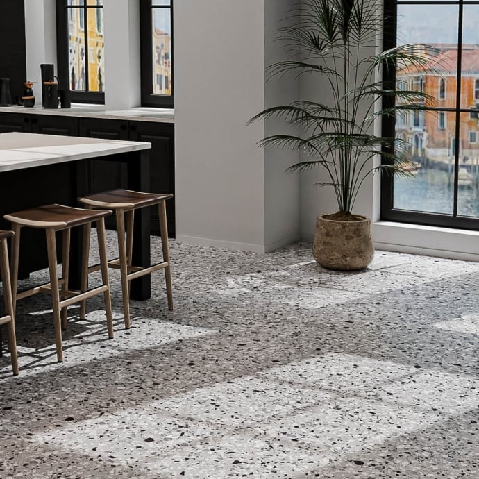 Classico terrazzo veneziano grigio e nero