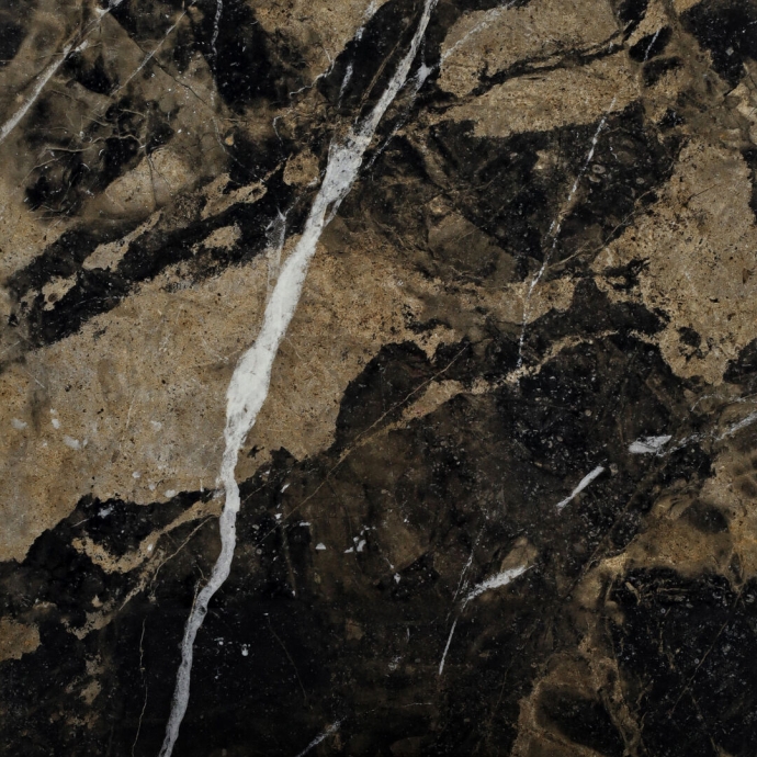 Marmo nero lucido con venature beige