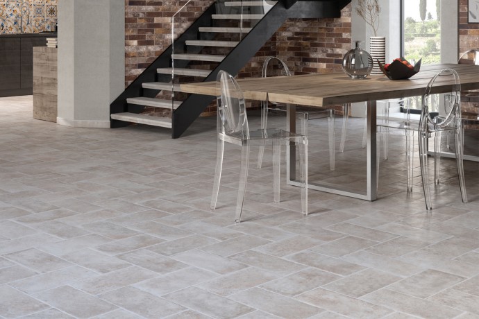 Carrelage rustique gris clair